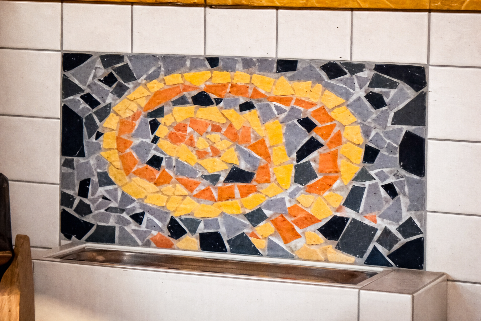 Mosaikdetail – Linienmotiv